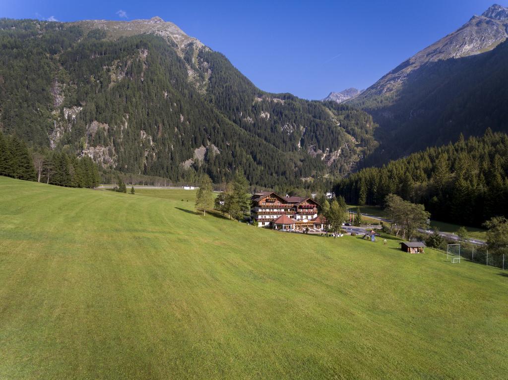 Alpenhotel Badmeister Flattach Εξωτερικό φωτογραφία