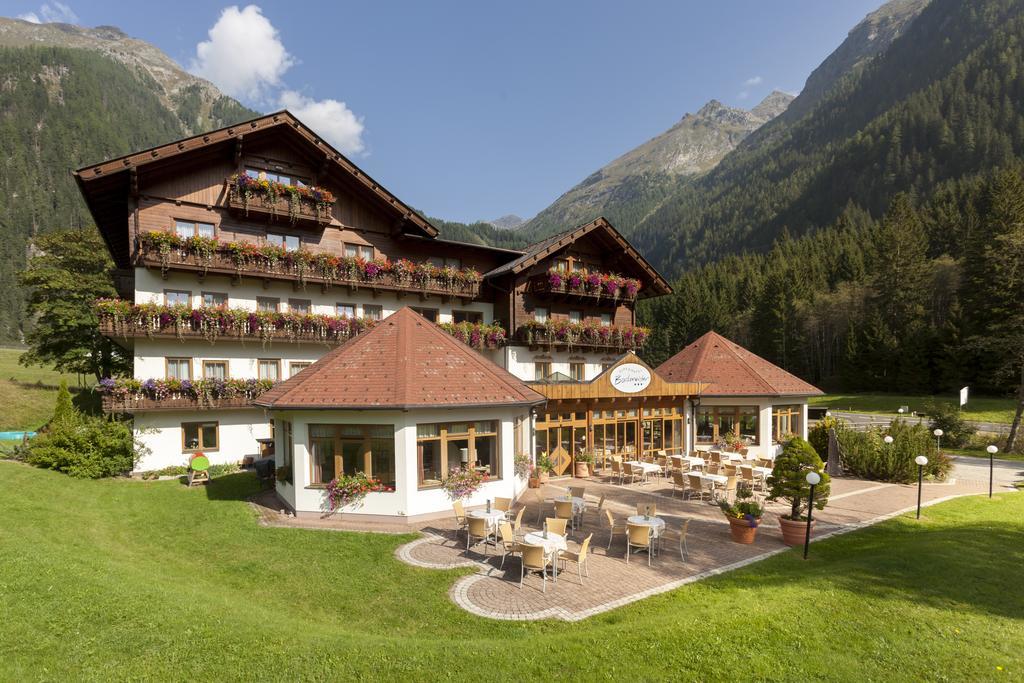 Alpenhotel Badmeister Flattach Εξωτερικό φωτογραφία