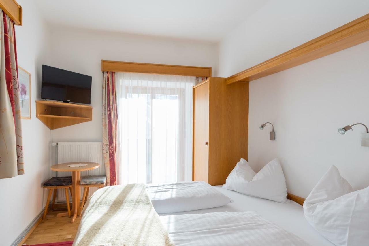 Alpenhotel Badmeister Flattach Εξωτερικό φωτογραφία