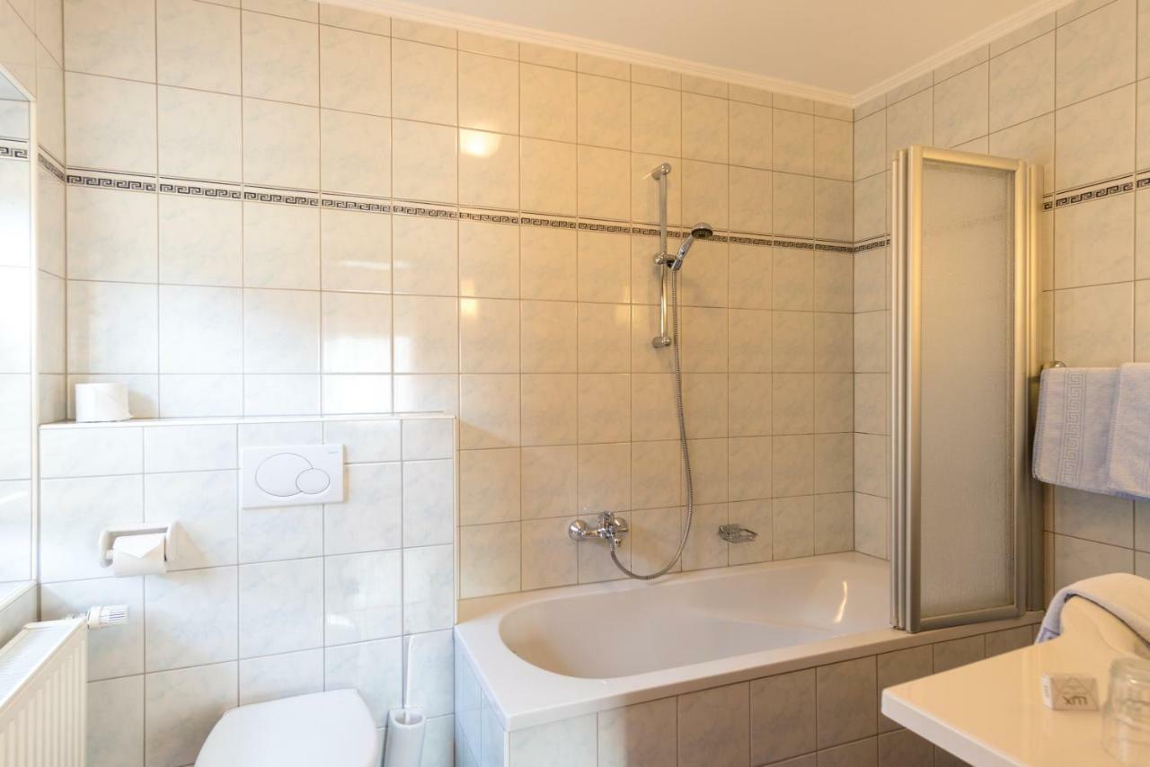 Alpenhotel Badmeister Flattach Εξωτερικό φωτογραφία