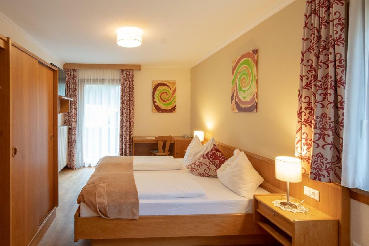 Alpenhotel Badmeister Flattach Εξωτερικό φωτογραφία